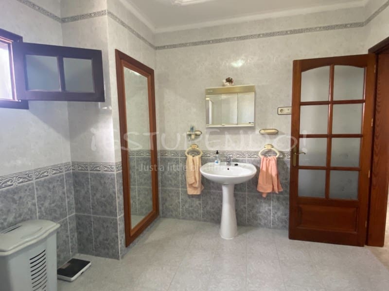 4 soveværelse Villa til salg i Tahiche - € 575.000 (Ref: 7024321)