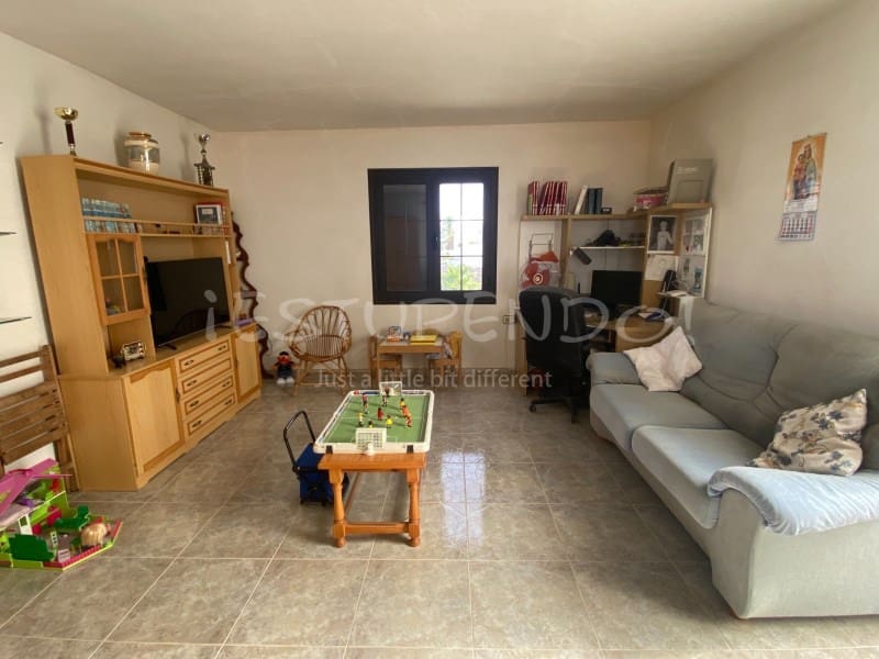 4 soveværelse Villa til salg i Tahiche - € 575.000 (Ref: 7024321)