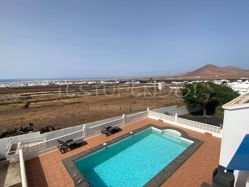 4 soveværelse Villa til salg i Tahiche - € 575.000 (Ref: 7024321)