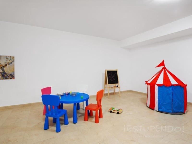 4 slaapkamer Villa te koop in Costa Teguise - € 670.000 (Ref: 7552188)