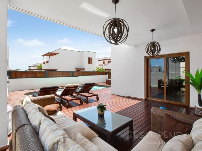 4 slaapkamer Villa te koop in Costa Teguise - € 670.000 (Ref: 7552188)
