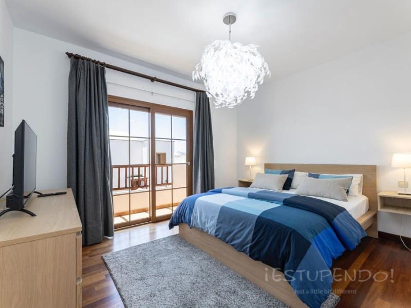 4 slaapkamer Villa te koop in Costa Teguise - € 670.000 (Ref: 7552188)