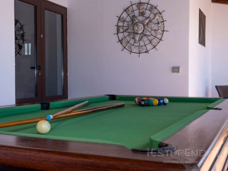 4 bedroom Villa for sale in Playa Blanca - € 485,000 (Ref: 8348083)