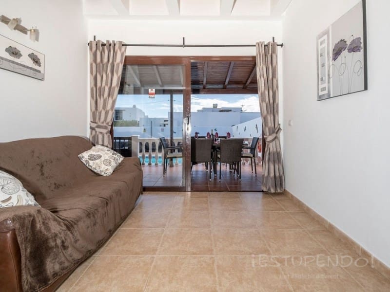 4 bedroom Villa for sale in Playa Blanca - € 485,000 (Ref: 8348083)
