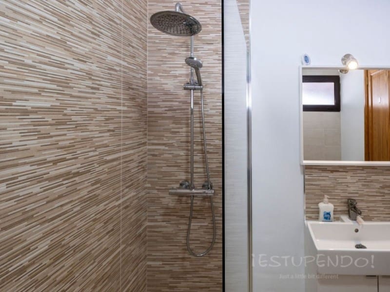 4 bedroom Villa for sale in Playa Blanca - € 485,000 (Ref: 8348083)