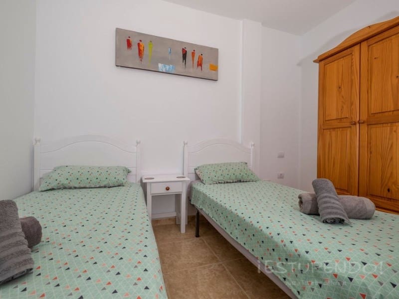 4 bedroom Villa for sale in Playa Blanca - € 485,000 (Ref: 8348083)