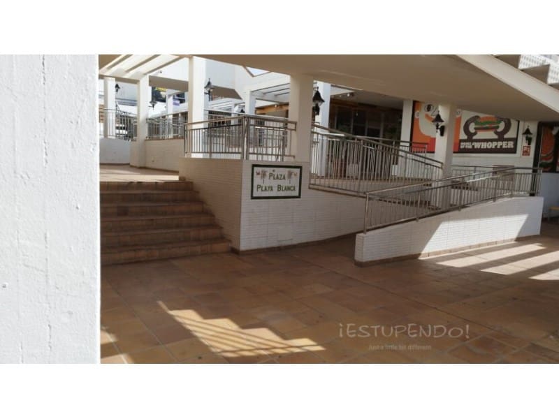 Erhverv til salg i Playa Blanca - € 210.000 (Ref: 8377878)