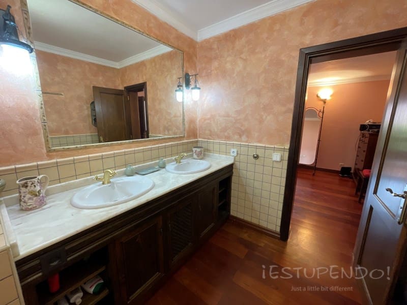 4 chambre Villa/Maison à vendre à Costa Teguise avec garage - 895 000 € (Ref: 8498985)