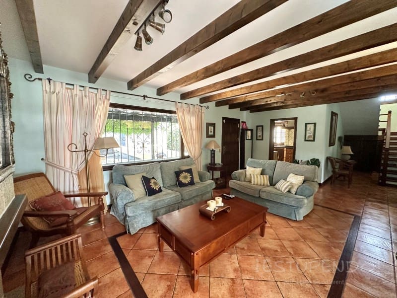 4 chambre Villa/Maison à vendre à Costa Teguise avec garage - 895 000 € (Ref: 8498985)