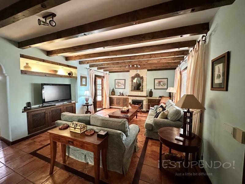 4 chambre Villa/Maison à vendre à Costa Teguise avec garage - 895 000 € (Ref: 8498985)