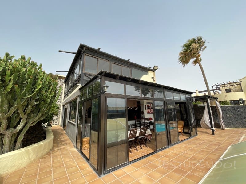 4 chambre Villa/Maison à vendre à Costa Teguise avec garage - 895 000 € (Ref: 8498985)