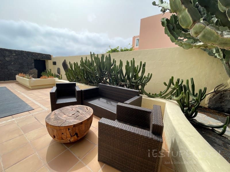 4 chambre Villa/Maison à vendre à Costa Teguise avec garage - 895 000 € (Ref: 8498985)