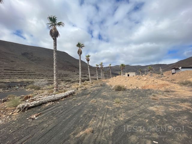Undeveloped Land for sale in Tabayesco, Haría - € 160,000 (Ref: 8505979)
