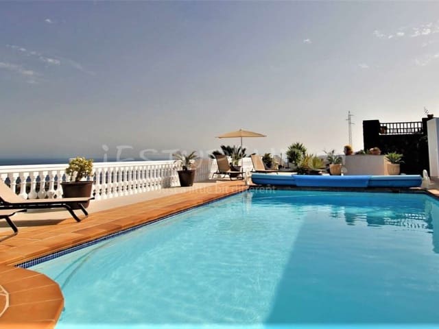 5 Zimmer Villa zu verkaufen in La Asomada, Tías - 1.200.000 € (Ref: 8960363)