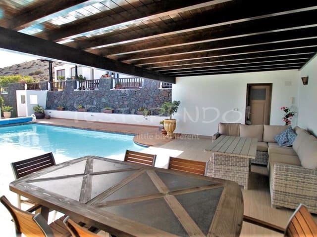 5 soverom Villa til salgs i La Asomada, Tías - € 1 200 000 (Ref: 8960363)