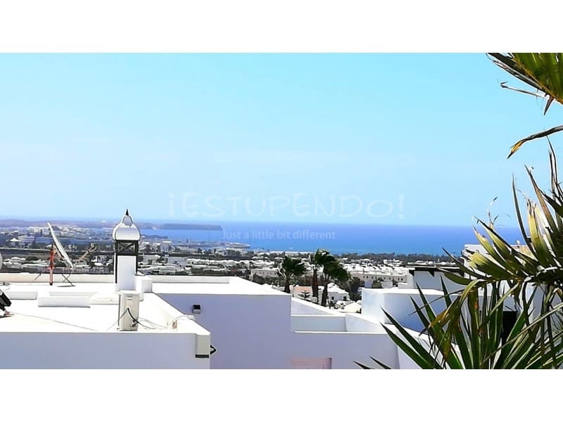 3 soveværelse Villa til salg i Playa Blanca med garage - € 549.000 (Ref: 9161224)