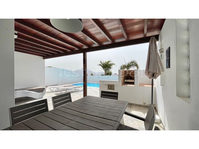 3 chambre Villa/Maison à vendre à Playa Blanca, Yaiza avec garage - 549 000 € (Ref: 9161224)