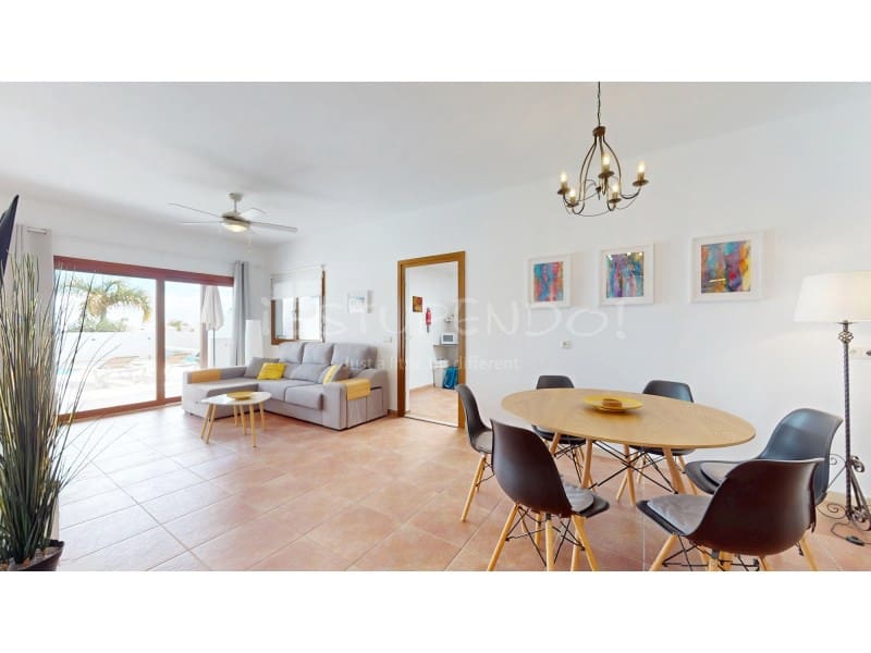 3 soveværelse Villa til salg i Playa Blanca med garage - € 549.000 (Ref: 9161224)