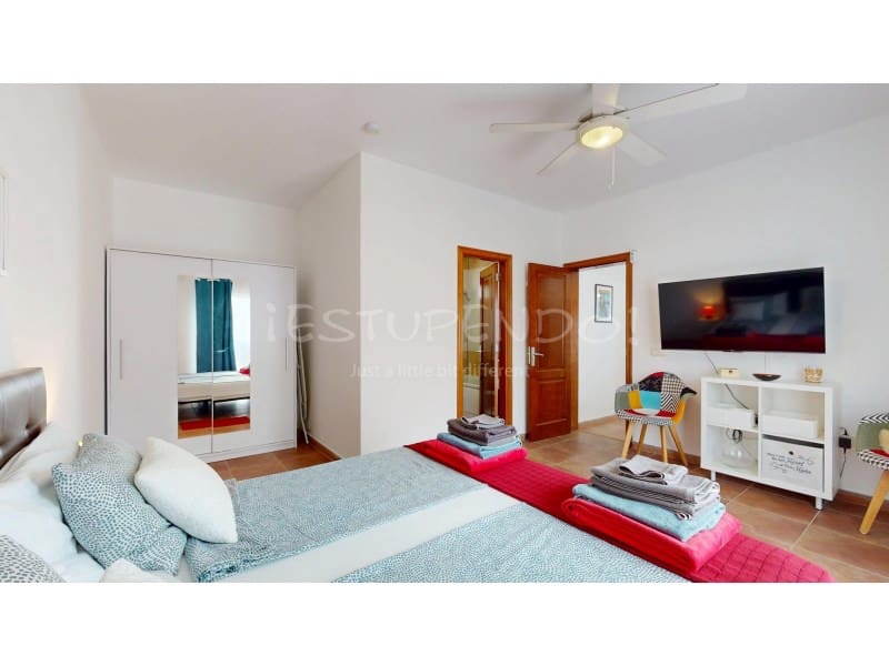 3 soveværelse Villa til salg i Playa Blanca med garage - € 549.000 (Ref: 9161224)