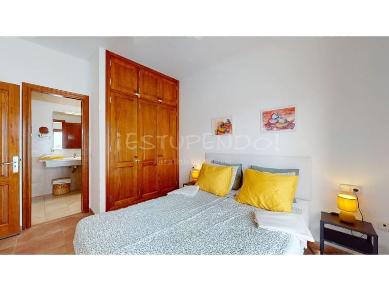 3 soveværelse Villa til salg i Playa Blanca med garage - € 549.000 (Ref: 9161224)