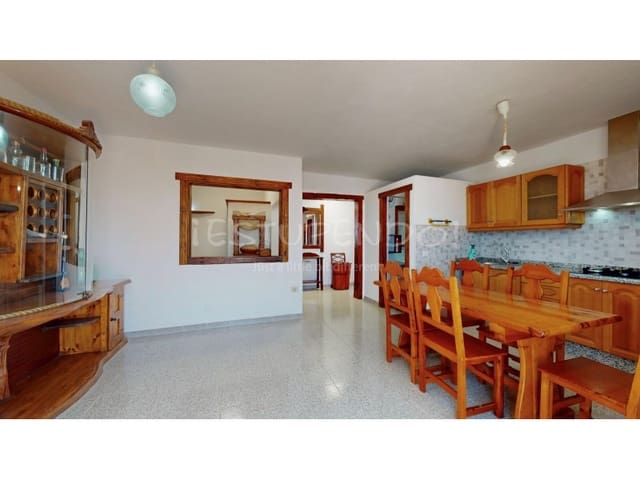 3 slaapkamer Villa te koop in Las Brenas, Yaiza met garage - € 950.000 (Ref: 9176641)