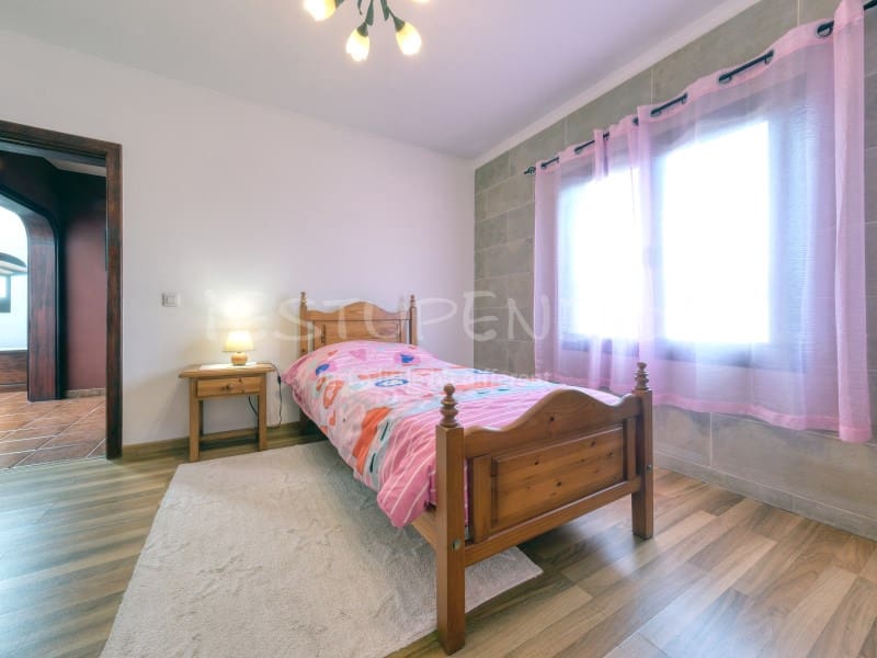 4 slaapkamer Villa te koop in Masdache - € 690.000 (Ref: 9344662)