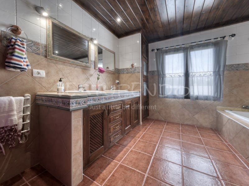 4 slaapkamer Villa te koop in Masdache - € 690.000 (Ref: 9344662)