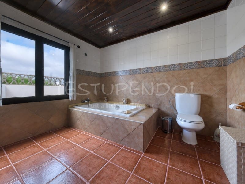 4 slaapkamer Villa te koop in Masdache - € 690.000 (Ref: 9344662)