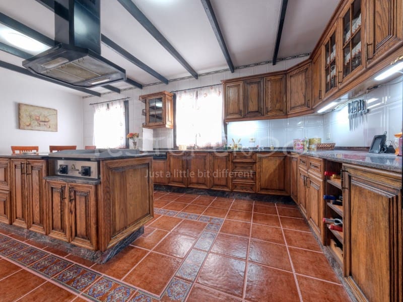 4 slaapkamer Villa te koop in Masdache - € 690.000 (Ref: 9344662)