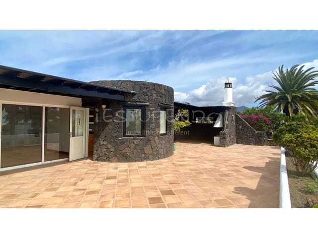 3 chambre Villa/Maison à vendre à Playa Blanca, Yaiza avec garage - 840 000 € (Ref: 9420029)