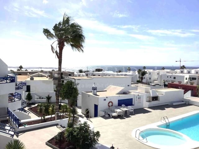 2 chambre Appartement à vendre à Puerto del Carmen, Tías - 325 000 € (Ref: 9446645)