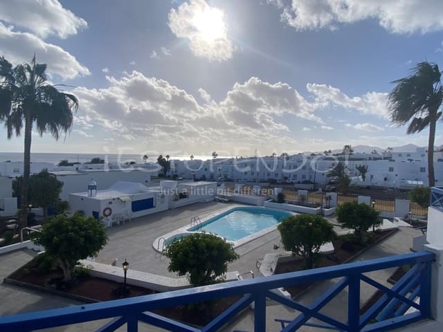 2 bedroom Apartment for sale in Puerto del Carmen, Tías - € 325,000 (Ref: 9446645)