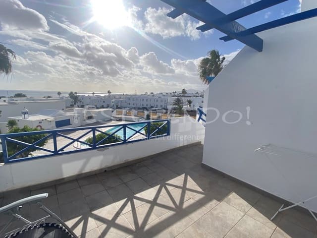 2 bedroom Apartment for sale in Puerto del Carmen, Tías - € 325,000 (Ref: 9446645)