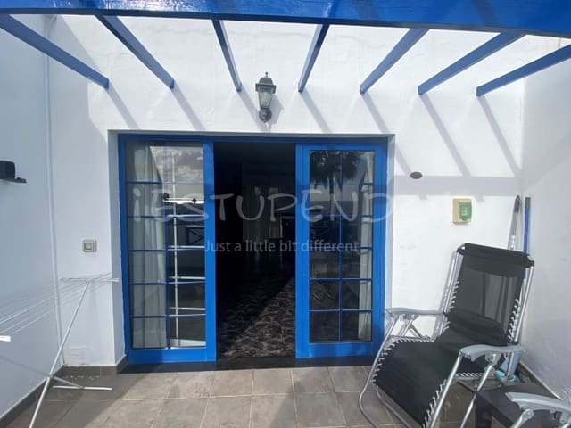 2 bedroom Apartment for sale in Puerto del Carmen, Tías - € 325,000 (Ref: 9446645)