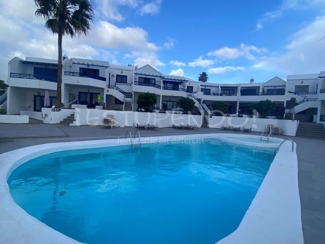 2 bedroom Apartment for sale in Puerto del Carmen, Tías - € 325,000 (Ref: 9446645)