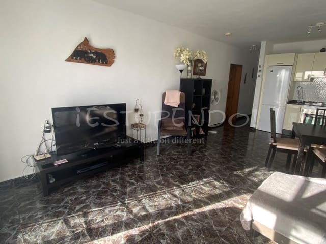 2 bedroom Apartment for sale in Puerto del Carmen, Tías - € 325,000 (Ref: 9446645)