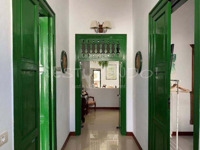 6 soveværelse Byhus til salg i Haría - € 798.000 (Ref: 9481161)