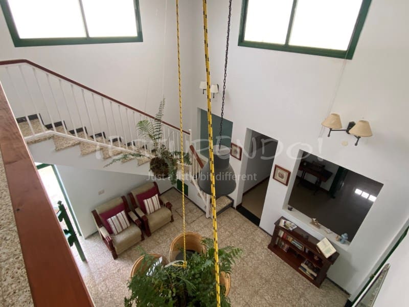 6 soveværelse Byhus til salg i Haria - € 798.000 (Ref: 9481161)