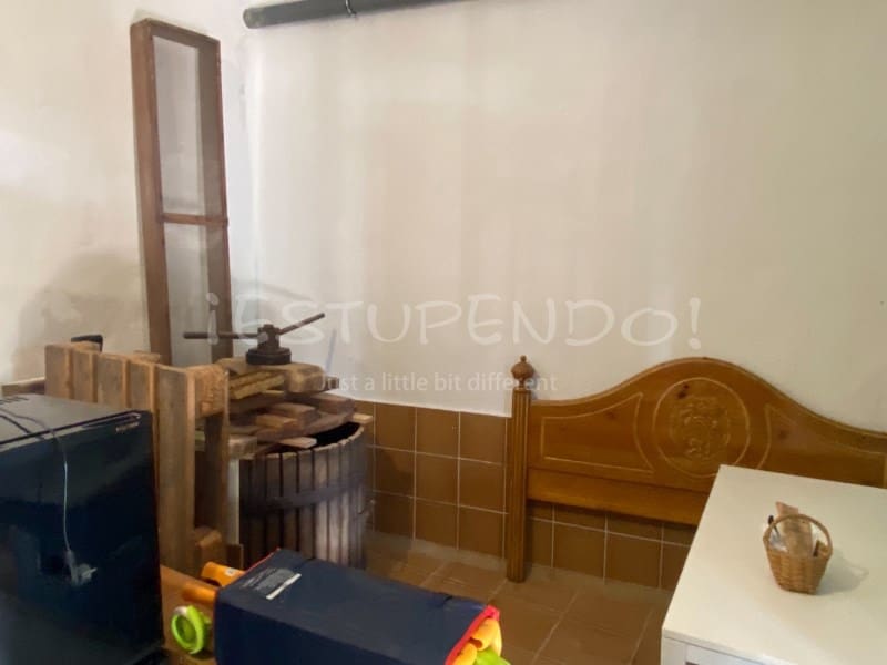 6 soveværelse Byhus til salg i Haria - € 798.000 (Ref: 9481161)