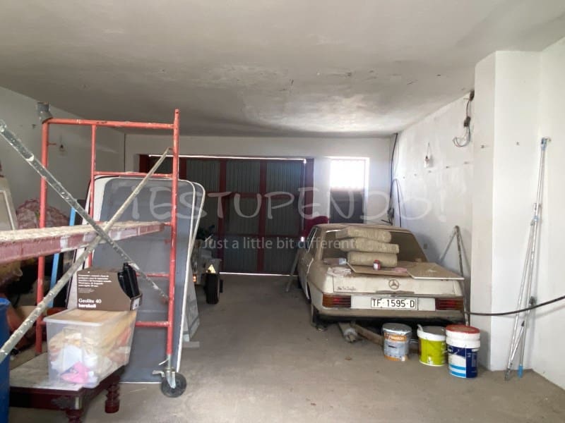 6 soveværelse Byhus til salg i Haria - € 798.000 (Ref: 9481161)