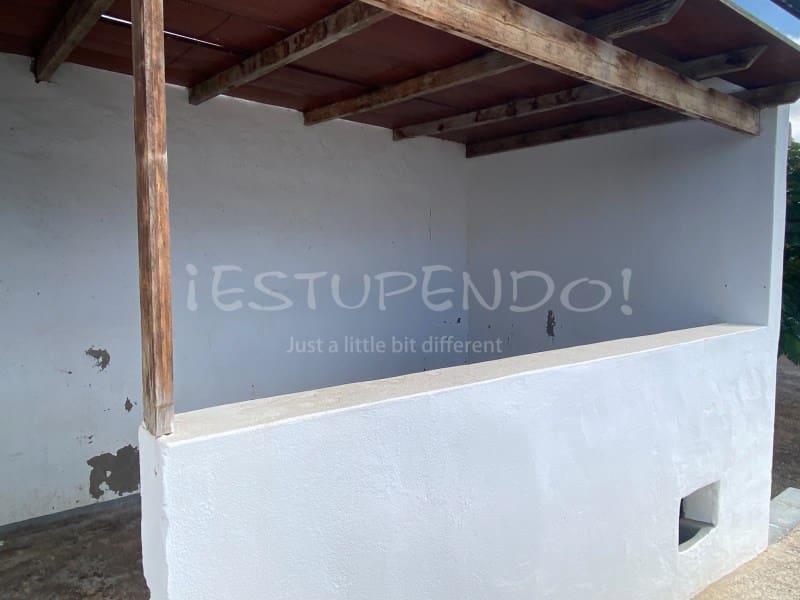 6 soveværelse Byhus til salg i Haria - € 798.000 (Ref: 9481161)