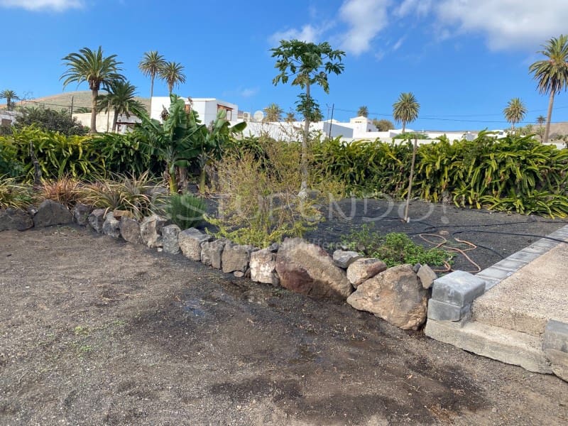 6 soveværelse Byhus til salg i Haria - € 798.000 (Ref: 9481161)