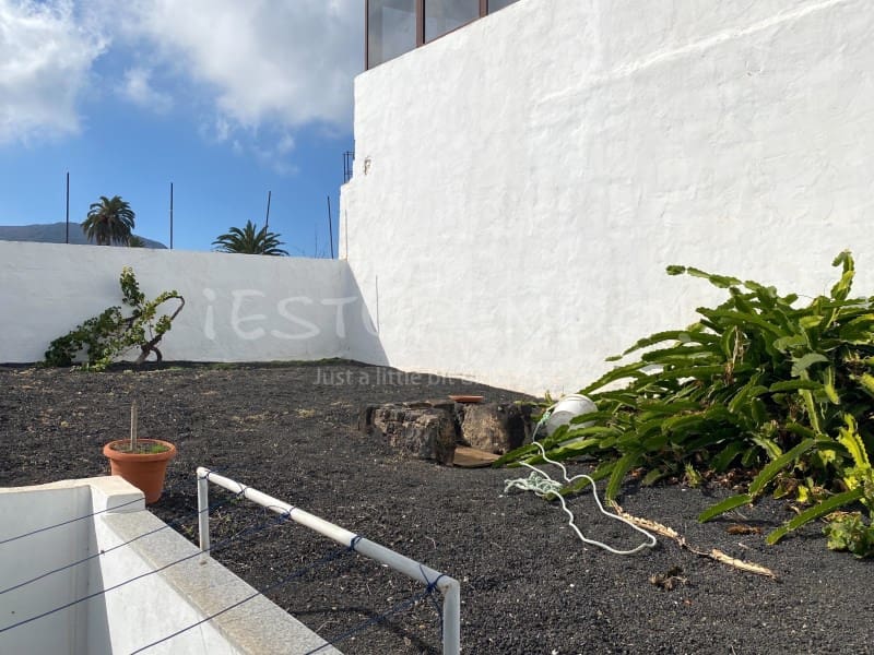 6 soveværelse Byhus til salg i Haria - € 798.000 (Ref: 9481161)