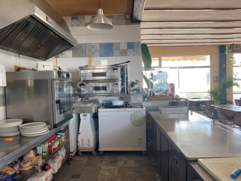 Local Commercial à vendre à Playa Blanca - 800 000 € (Ref: 9565087)