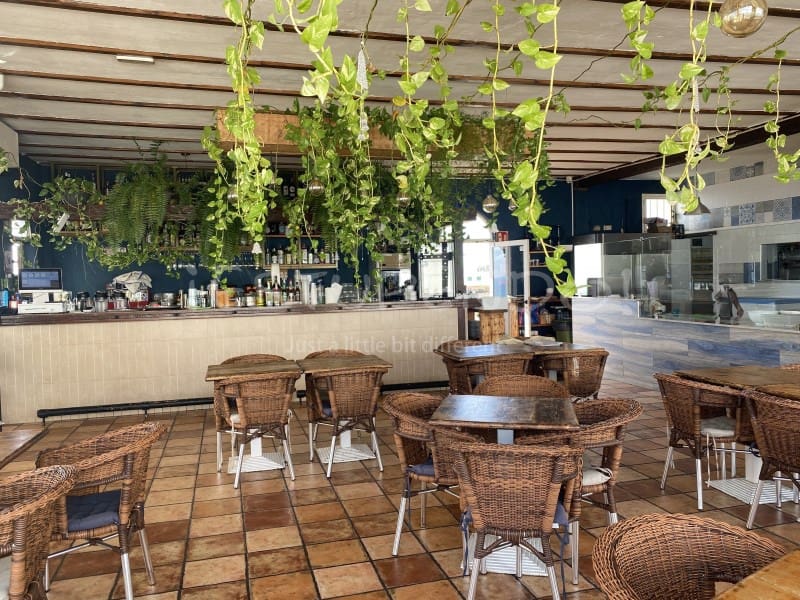 Local Commercial à vendre à Playa Blanca - 800 000 € (Ref: 9565087)