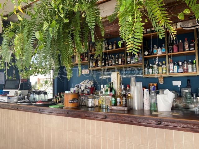 Local Commercial à vendre à Playa Blanca, Yaiza - 800 000 € (Ref: 9565087)