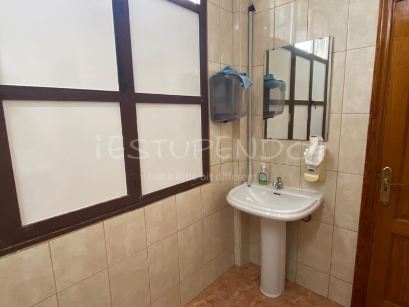 Local Comercial en Playa Blanca en venta - 500.000 € (Ref: 9565088)