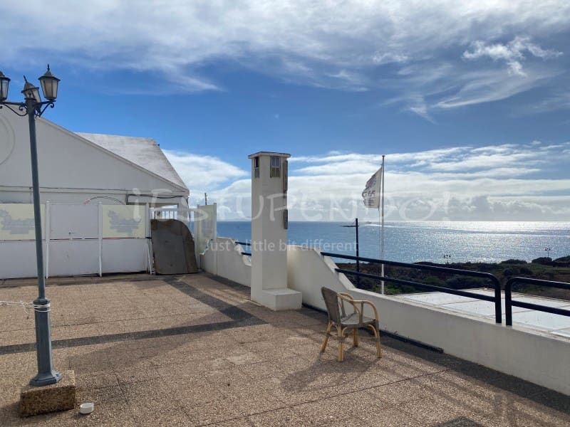 Local Comercial en Playa Blanca en venta - 500.000 € (Ref: 9565088)