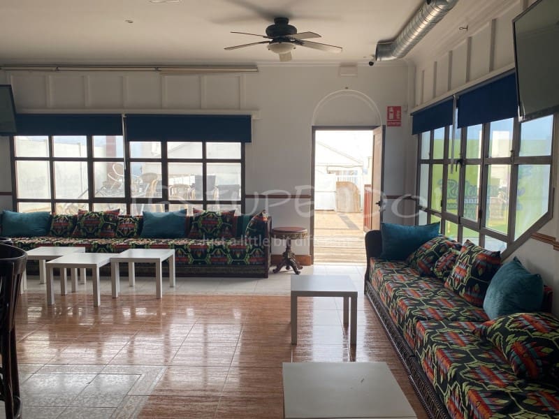 Local Comercial en Playa Blanca en venta - 500.000 € (Ref: 9565088)