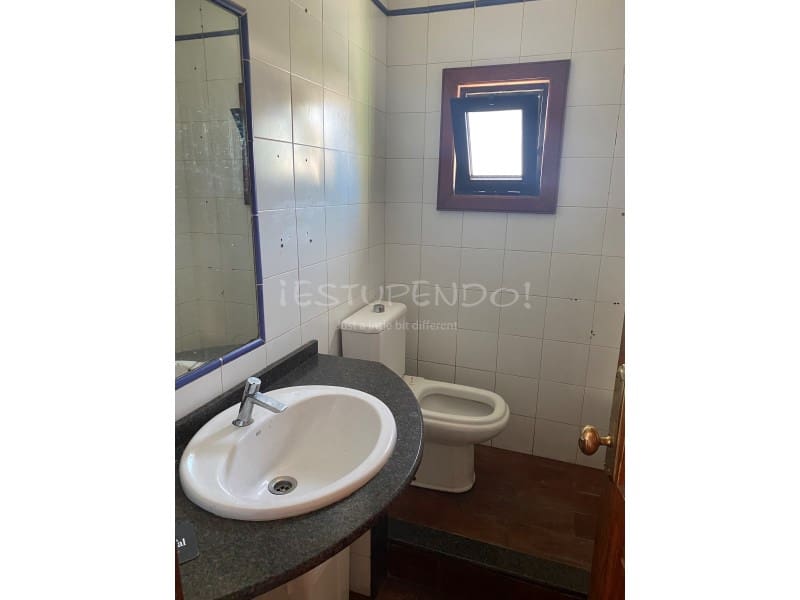 Erhverv til salg i Puerto del Carmen - € 395.000 (Ref: 9659209)